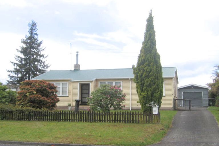 Photo of property in 33 Moana Crescent, Mangakino, 3421