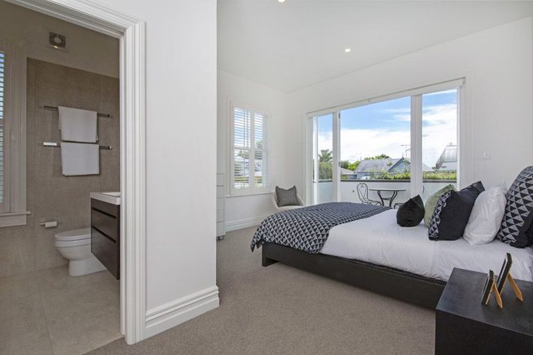 Photo of property in 11 Vine Street, Saint Marys Bay, Auckland, 1011