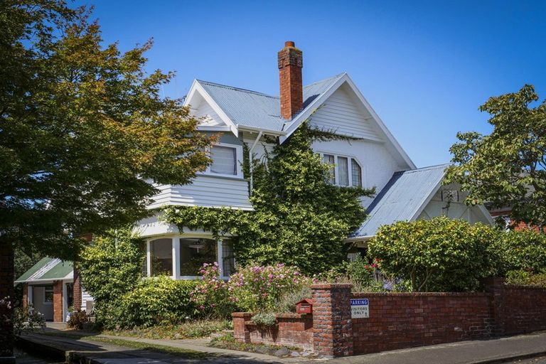 Photo of property in 5 Campbell Street, Geraldine, 7930