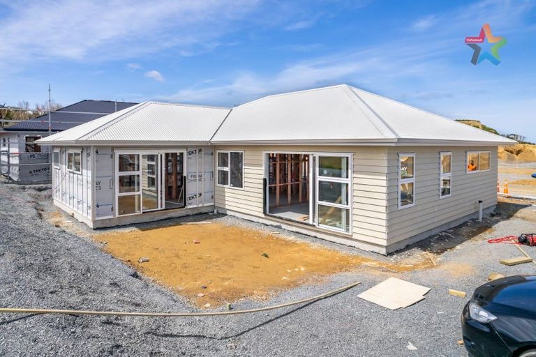 Photo of property in 9 Kairaumati Crescent, Kelson, Lower Hutt, 5010