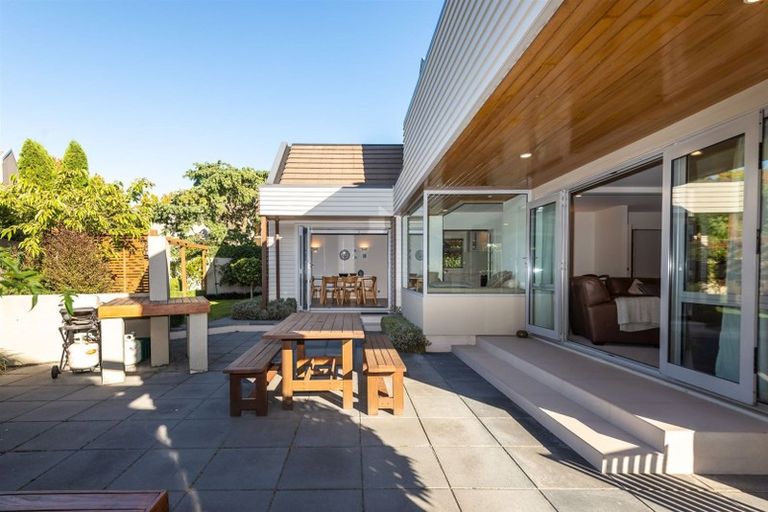 Photo of property in 1/30 Desmond Street, Merivale, Christchurch, 8014