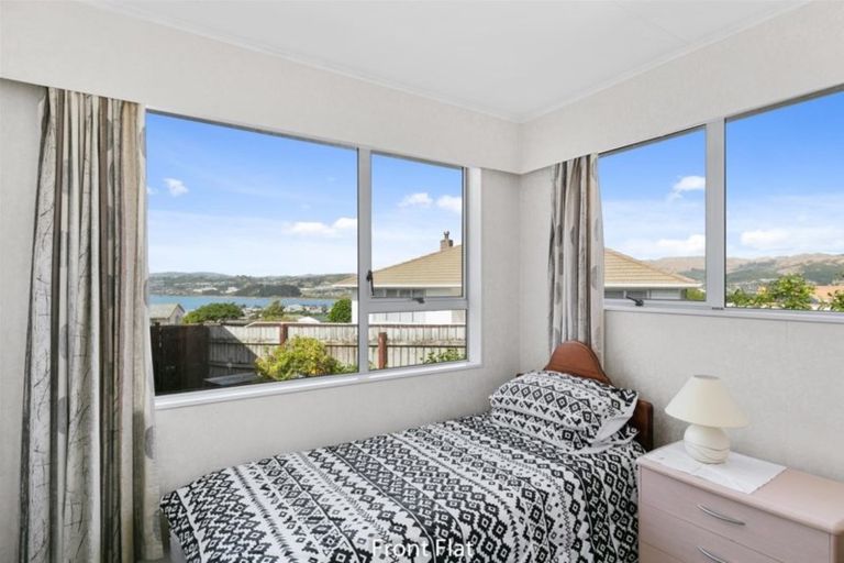 Photo of property in 42 Rangituhi Crescent, Takapuwahia, Porirua, 5022