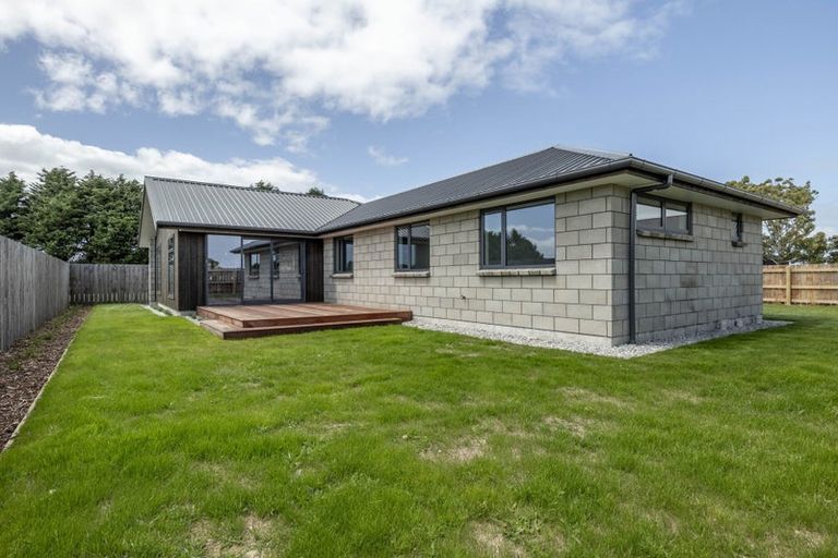 Photo of property in 114 Severn Street, Clifton, Invercargill, 9812