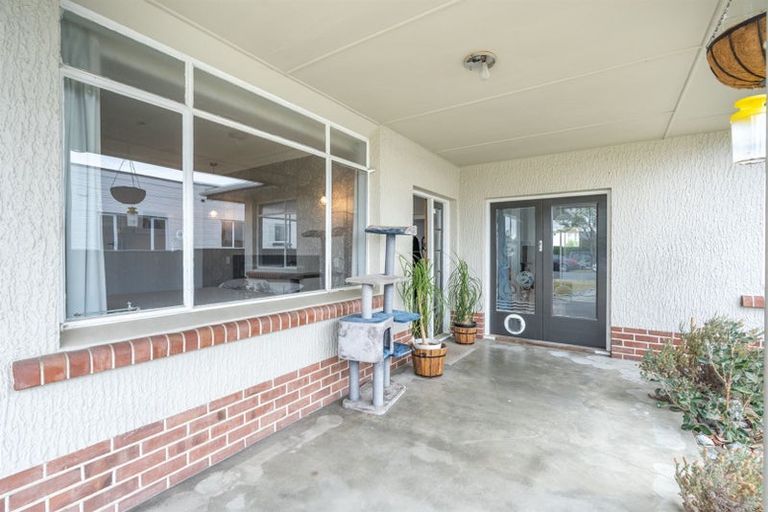 Photo of property in 19 Milton Street, Gore, 9710