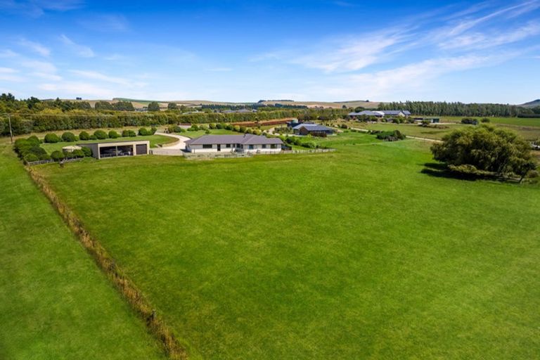Photo of property in 280 Parsons Road, Weston, Oamaru, 9491