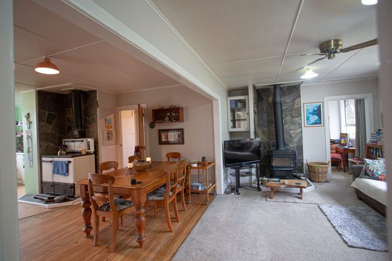 Photo of property in 74 Main Road, Harihari, 7884