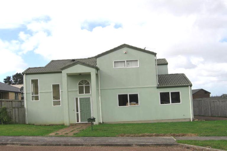 Photo of property in 36 San Valentino Drive, Henderson, Auckland, 0612