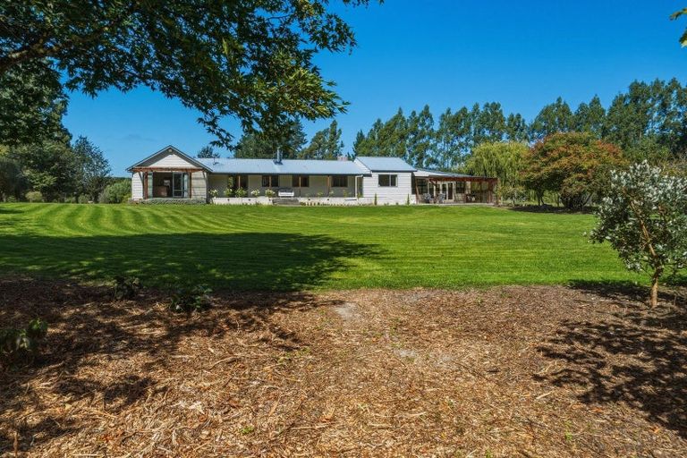 Photo of property in 51 Station Road, Loburn, Rangiora, 7472