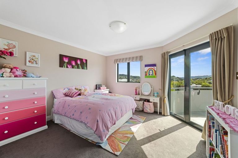 Photo of property in 20 Endeavour Drive, Whitby, Porirua, 5024