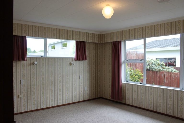 Photo of property in 19 Niddry Crescent, Winton, 9720