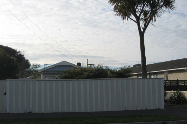 Photo of property in 33 Estuary Road, New Brighton, Christchurch, 8061