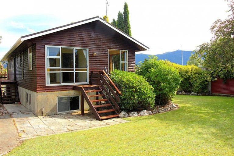Photo of property in 25 Duncan Street, Te Anau, 9600