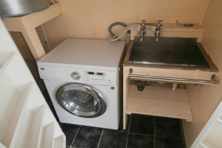 Photo of property in 12 Ilam Road, Upper Riccarton, Christchurch, 8041