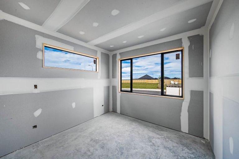 Photo of property in 7 Cousins Street, Woodend, 7691