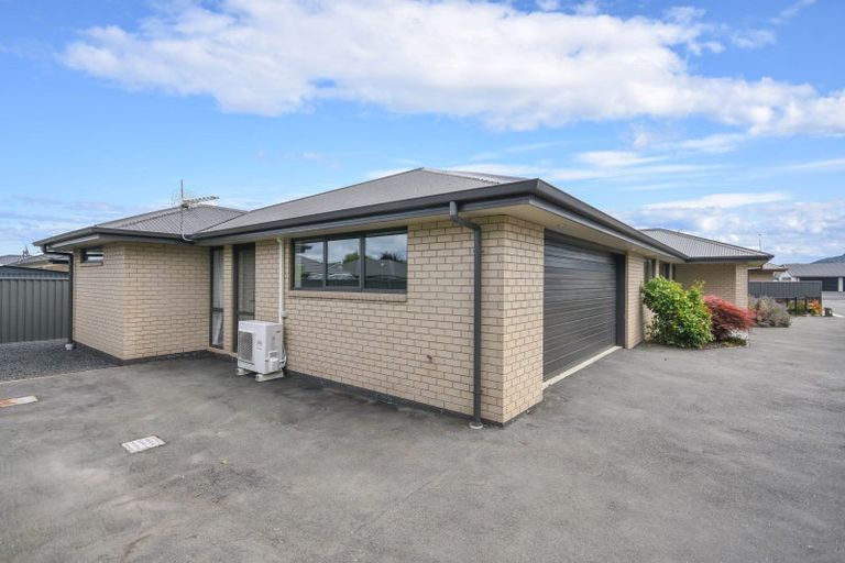 Photo of property in 47 Silver Springs Boulevard, Mosgiel, 9024