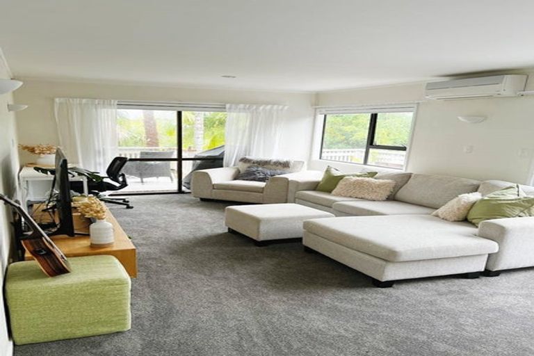 Photo of property in 1/22 Roseberry Avenue, Birkenhead, Auckland, 0626