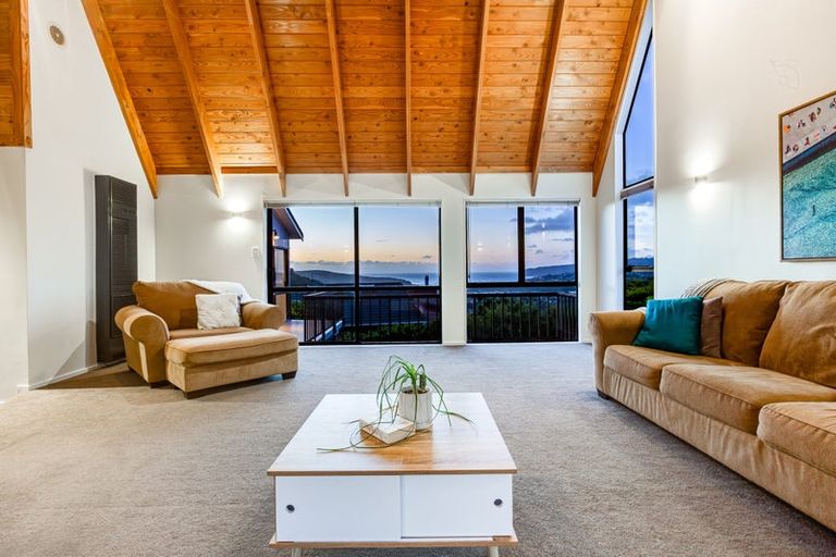 Photo of property in 22 Mercury Way, Whitby, Porirua, 5024