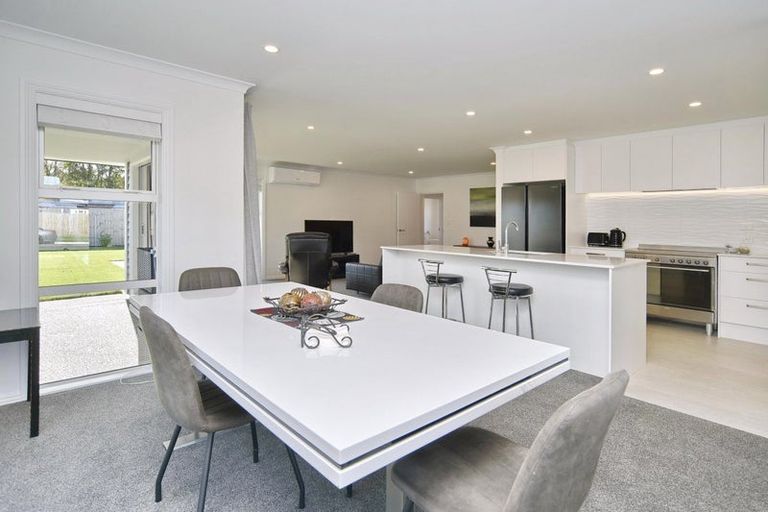 Photo of property in 3 Mcquillan Avenue, Woodend, 7610