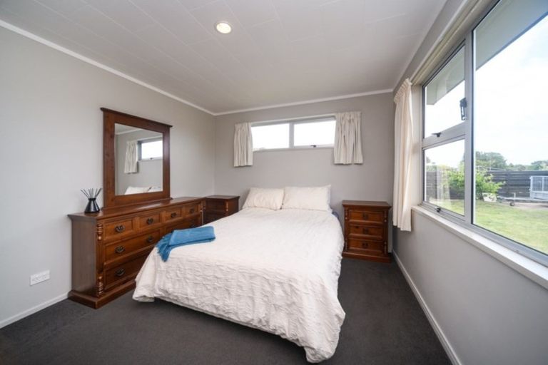 Photo of property in 9 Walker Crescent, Bulls, 4818