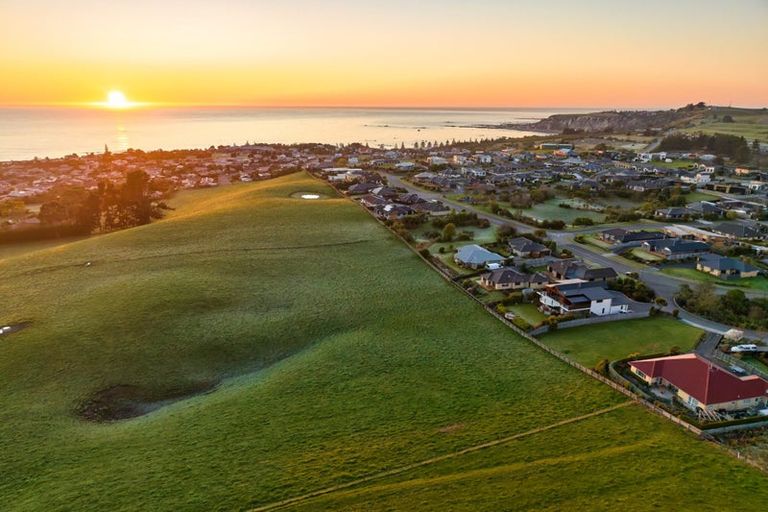 Photo of property in 47 Shearwater Drive, Kaikoura, 7300