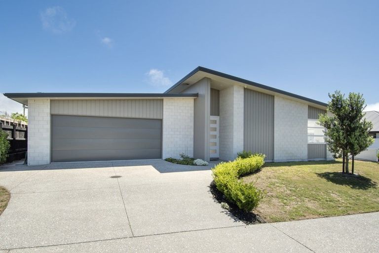 Photo of property in 116 Palm Springs Boulevard, Papamoa Beach, Papamoa, 3118