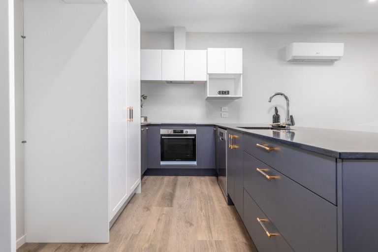 Photo of property in 8 Tradewinds Drive, Whitby, Porirua, 5024