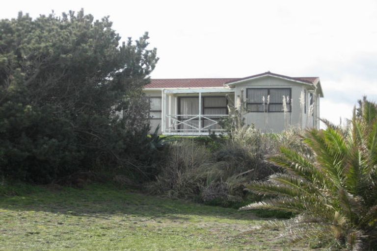 Photo of property in 44 Rua Avenue, Waitarere Beach, Levin, 5510