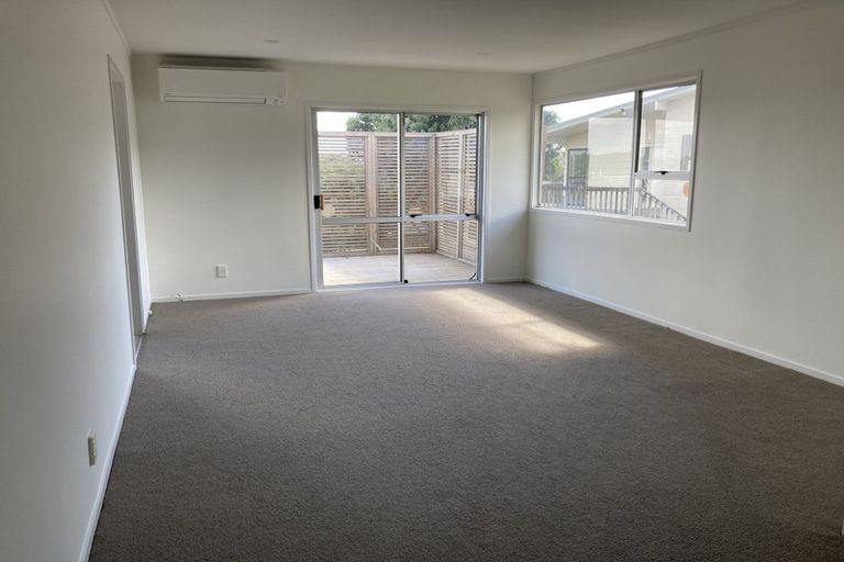 Photo of property in 7 Andros Place, Unsworth Heights, Auckland, 0632