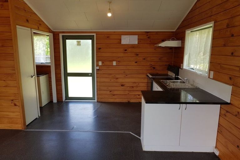 Photo of property in 506 Swanson Road, Ranui, Auckland, 0612