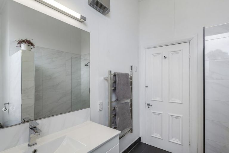 Photo of property in 422 Highgate, Roslyn, Dunedin, 9010