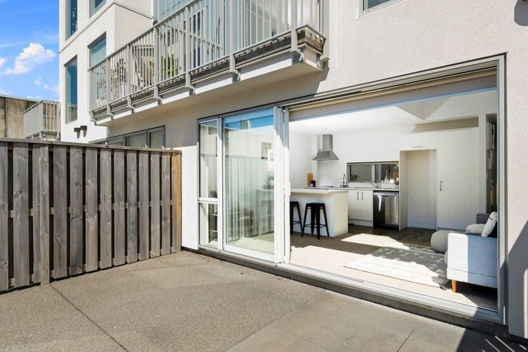 Photo of property in 31 Reynolds Place, Papamoa Beach, Papamoa, 3118