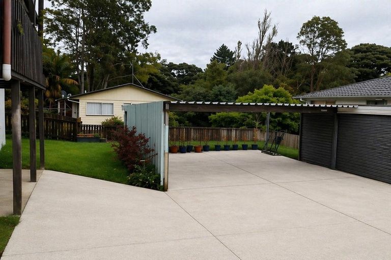 Photo of property in 94 Moire Road, Massey, Auckland, 0614