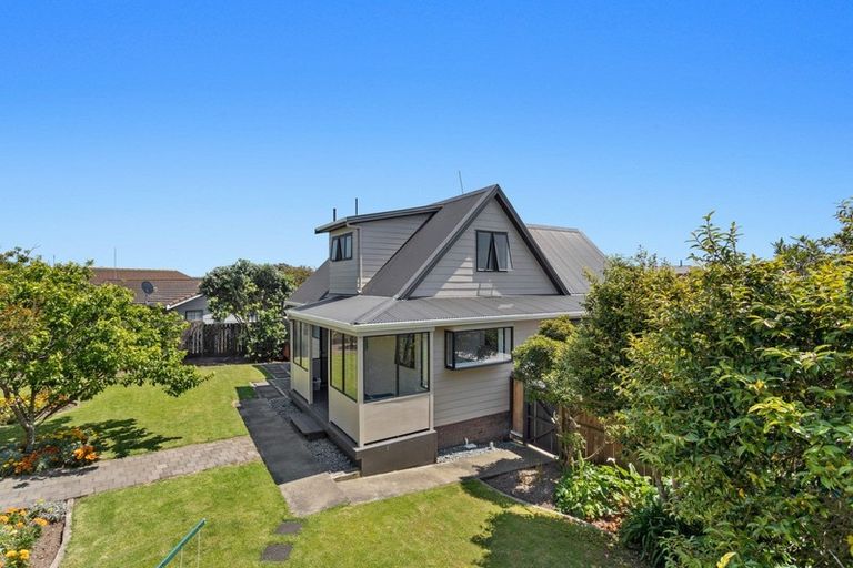 Photo of property in 15 Fishermans Drive, Coastlands, Whakatane, 3120
