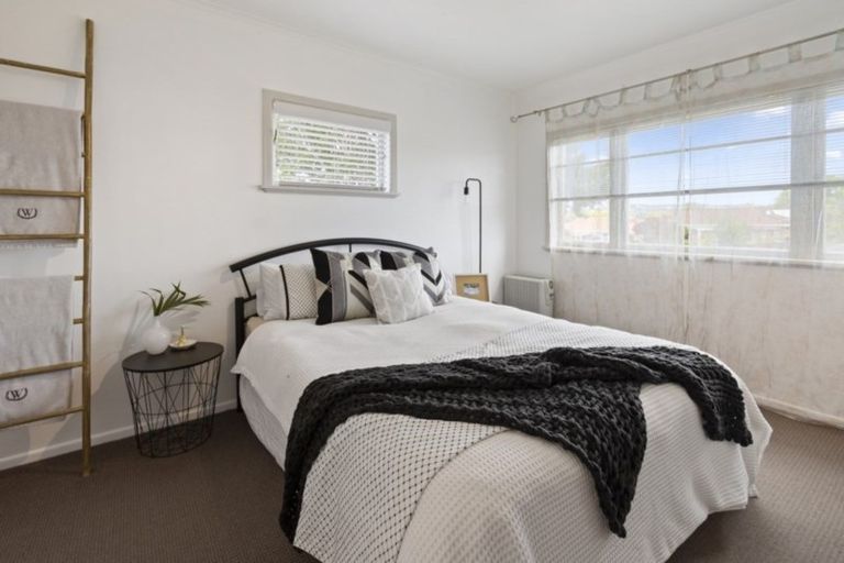 Photo of property in 16 Alexander Street, Papakura, 2110