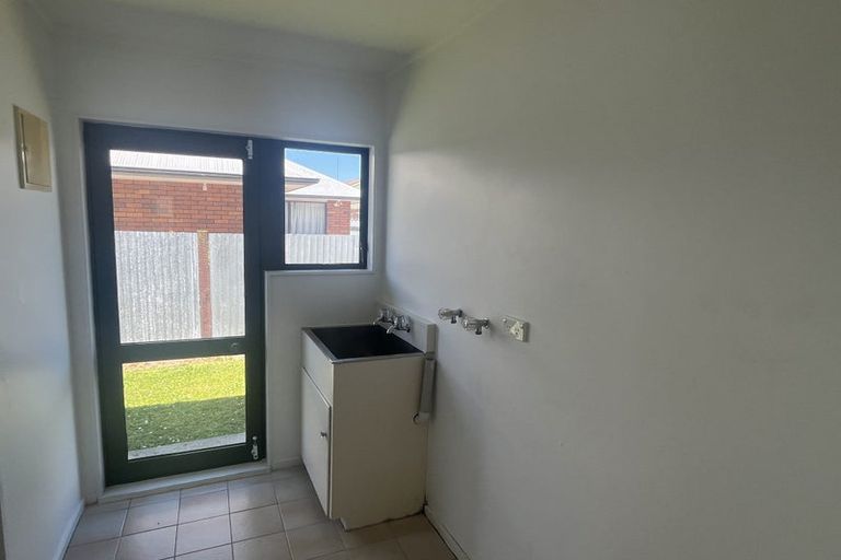 Photo of property in 21 Worcester Street, West End, Palmerston North, 4410