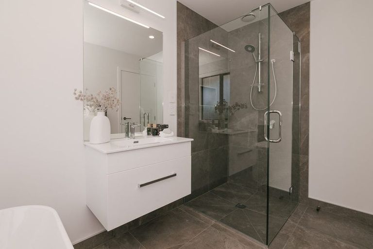 Photo of property in 462 Ruahine Street, Terrace End, Palmerston North, 4410