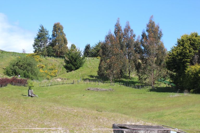 Photo of property in 65 Dalmore Way, Acacia Bay, Taupo, 3385