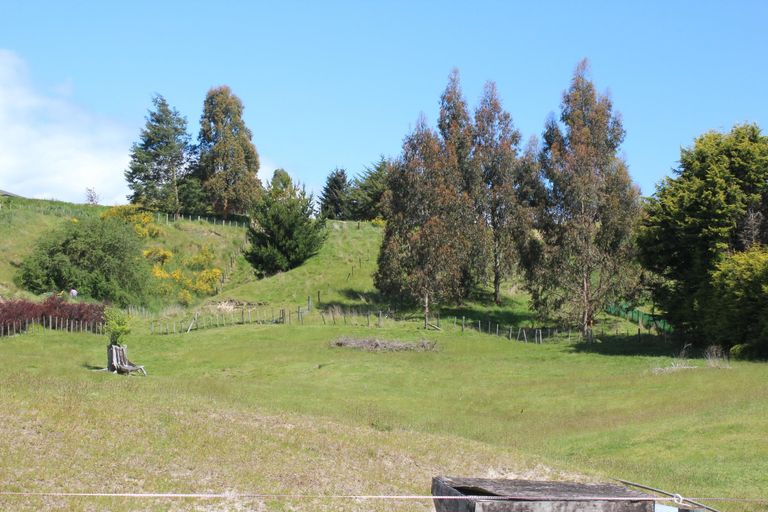 Photo of property in 65 Dalmore Way, Acacia Bay, Taupo, 3385