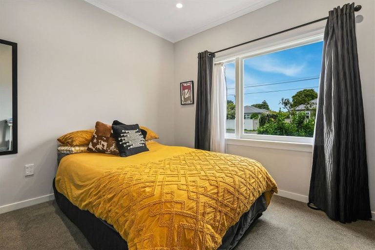 Photo of property in 1 Leitch Street, Somerfield, Christchurch, 8024