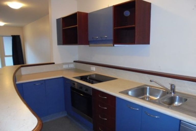 Photo of property in Luxford Villas, 201/72 Herald Street, Berhampore, Wellington, 6023