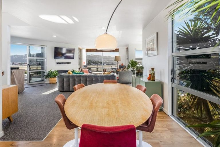 Photo of property in 121a Wexford Road, Miramar, Wellington, 6022