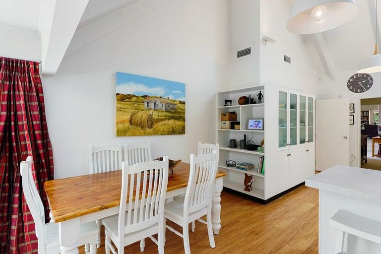 Photo of property in 34 Horopito Road, Waikanae, 5036