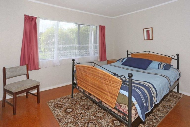 Photo of property in 10 Mackinnon Road, Manukau Heads, Waiuku, 2684