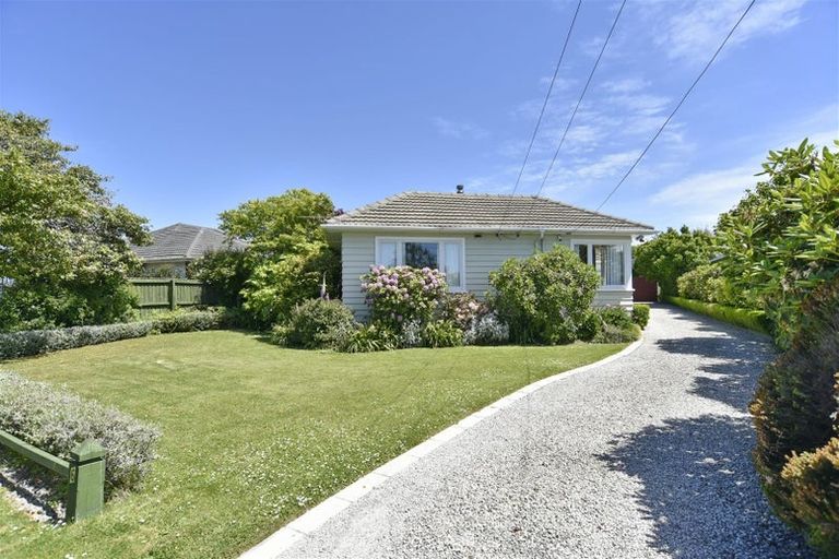 Photo of property in 6 Nyoli Street, Northcote, Christchurch, 8052