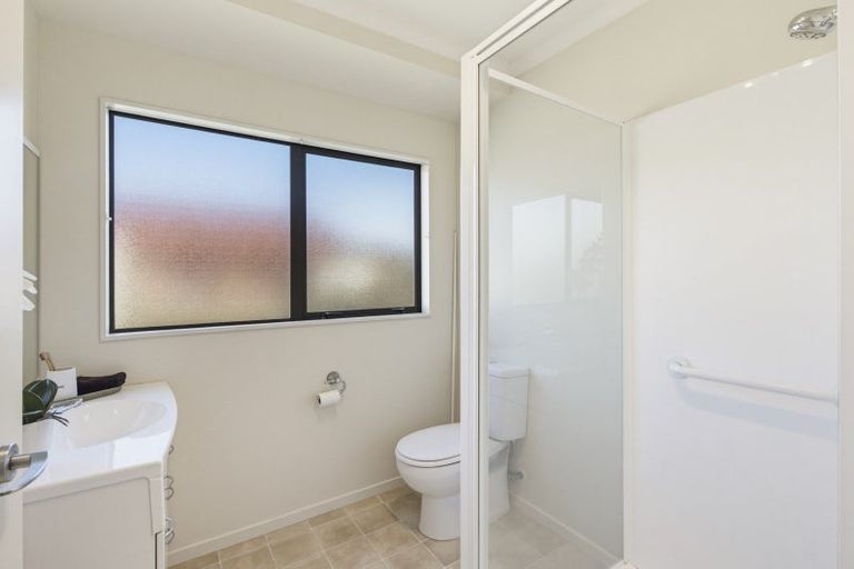 Photo of property in Rangeview Villas, 9/9 Fuller Close, Levin, 5510
