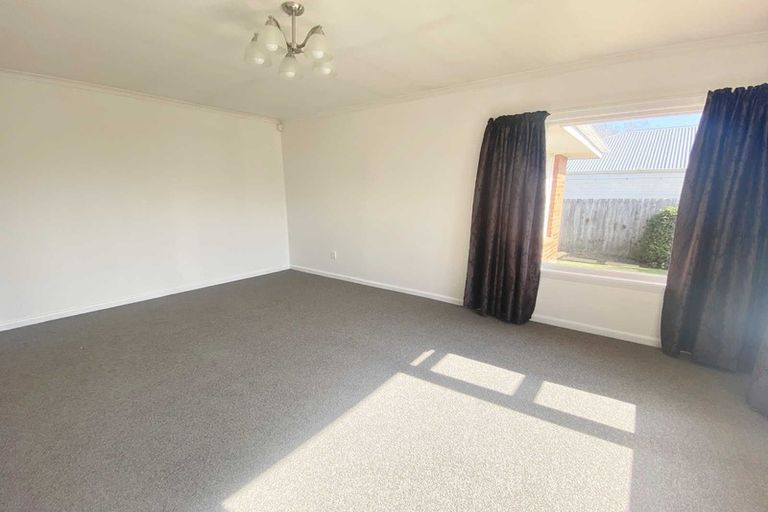 Photo of property in 4 Colwyn Street, Bryndwr, Christchurch, 8053