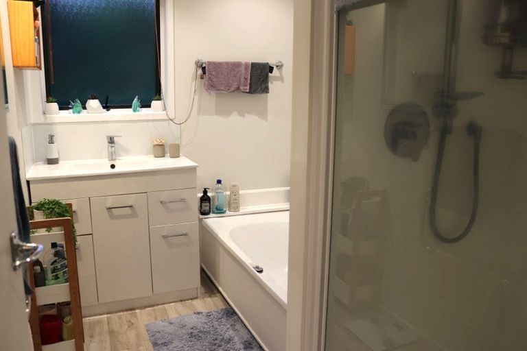 Photo of property in 17 Gerontius Glade, Torbay, Auckland, 0630