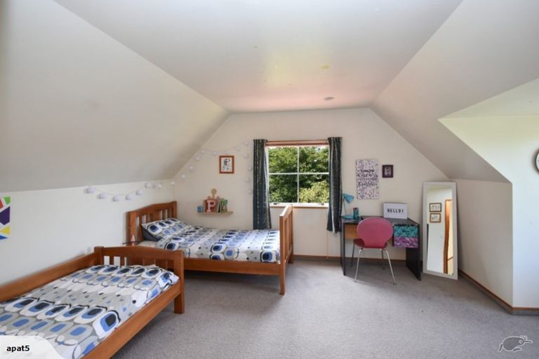 Photo of property in 56 Ellesmere Street, Ravensbourne, Dunedin, 9022