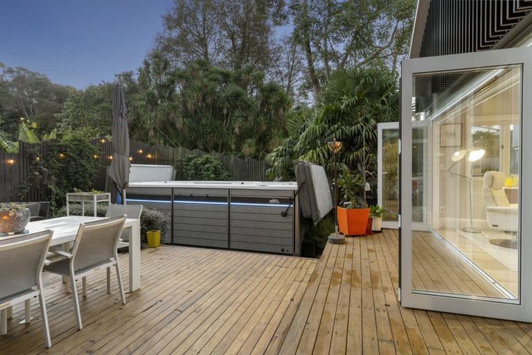 Photo of property in 27 Georgina Street, Freemans Bay, Auckland, 1011