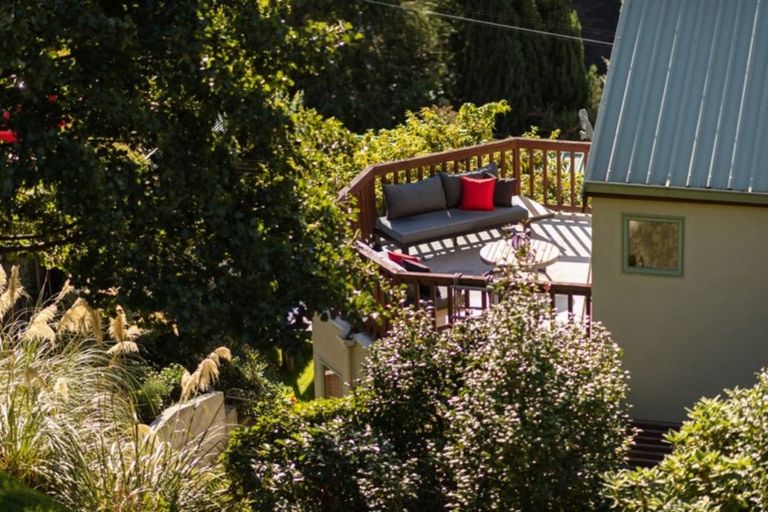 Photo of property in 17 Mcmillan Road, Mimihau, Wyndham, 9892